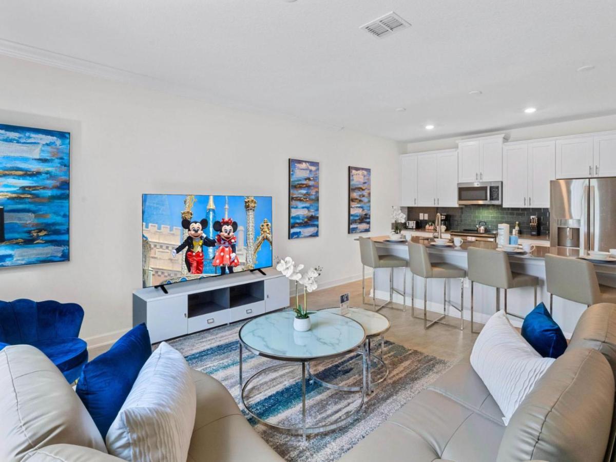 Gorgeous Close To W Private Pool Bbq - Themed Bedrooms Walk To Clubhouse Holiday home *